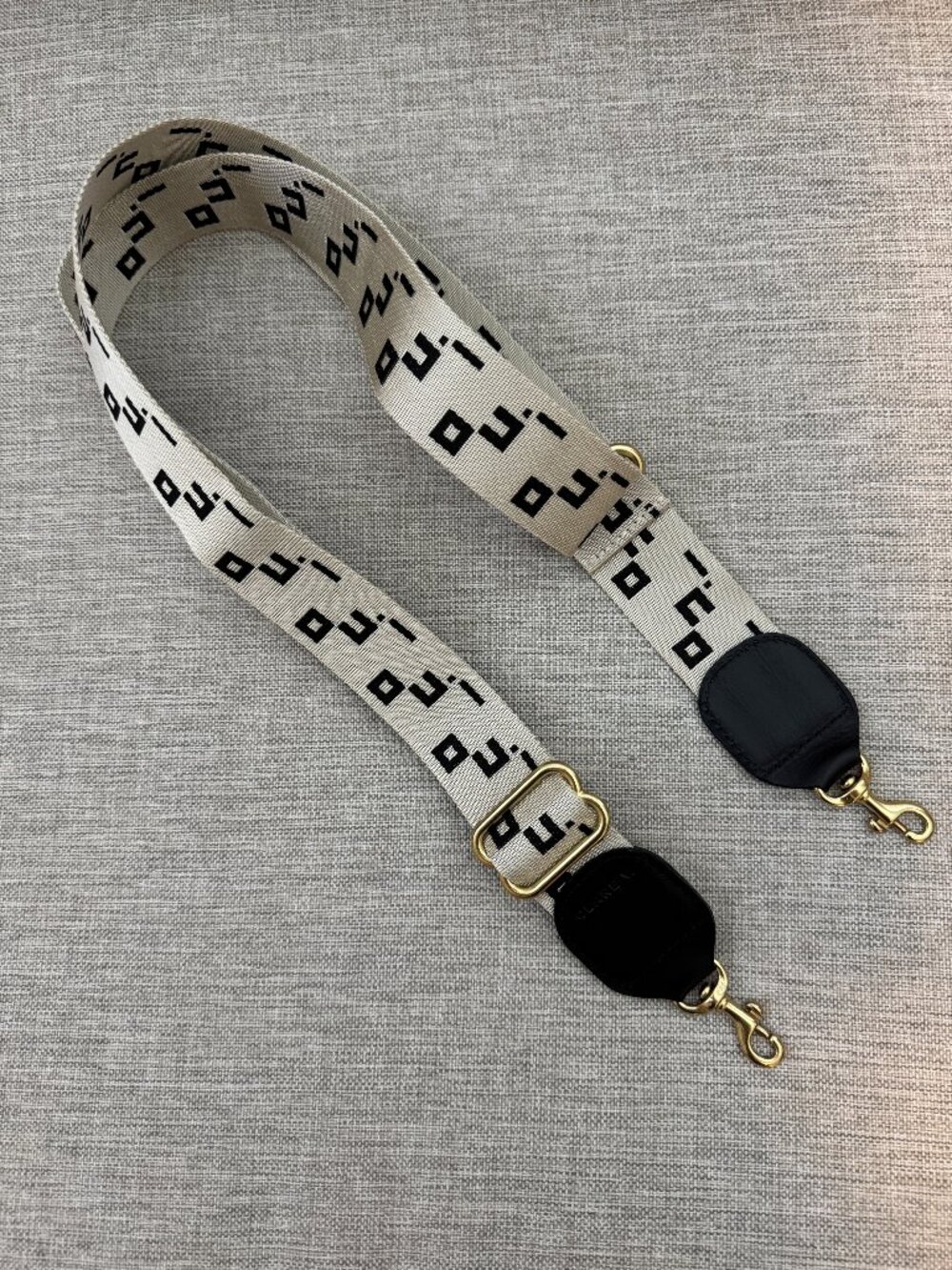 Clare V. Adjustable "Oui" Crossbody Strap Sold Out Style Like New